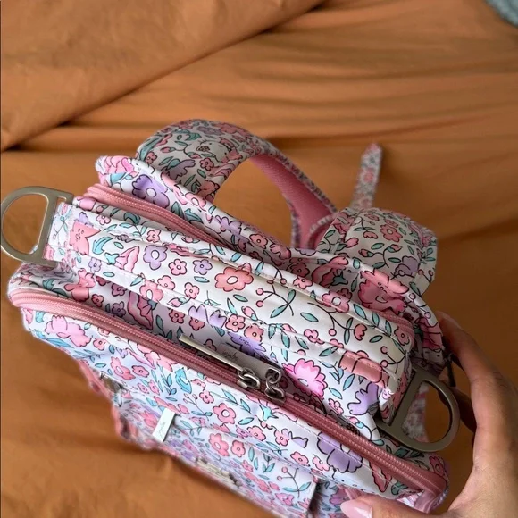 RARE JuJuBe x Hello Kitty "Hello Floral" BRB Backpack - Great Placement! - Picture 10 of 12